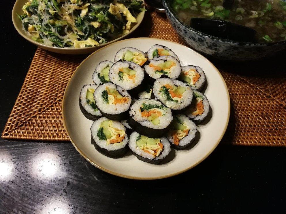 韩式紫菜包饭