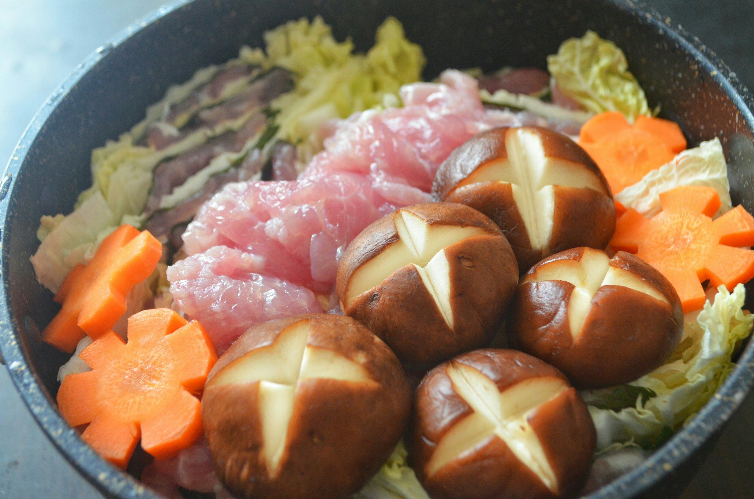 猪肉白菜千层锅的做法 步骤6