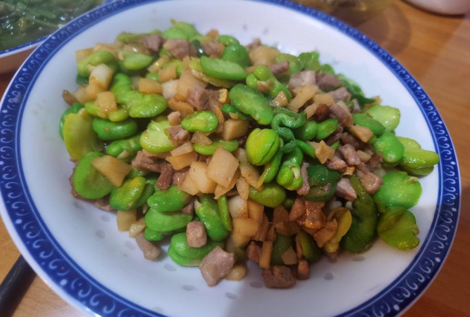 蚕豆炒肉