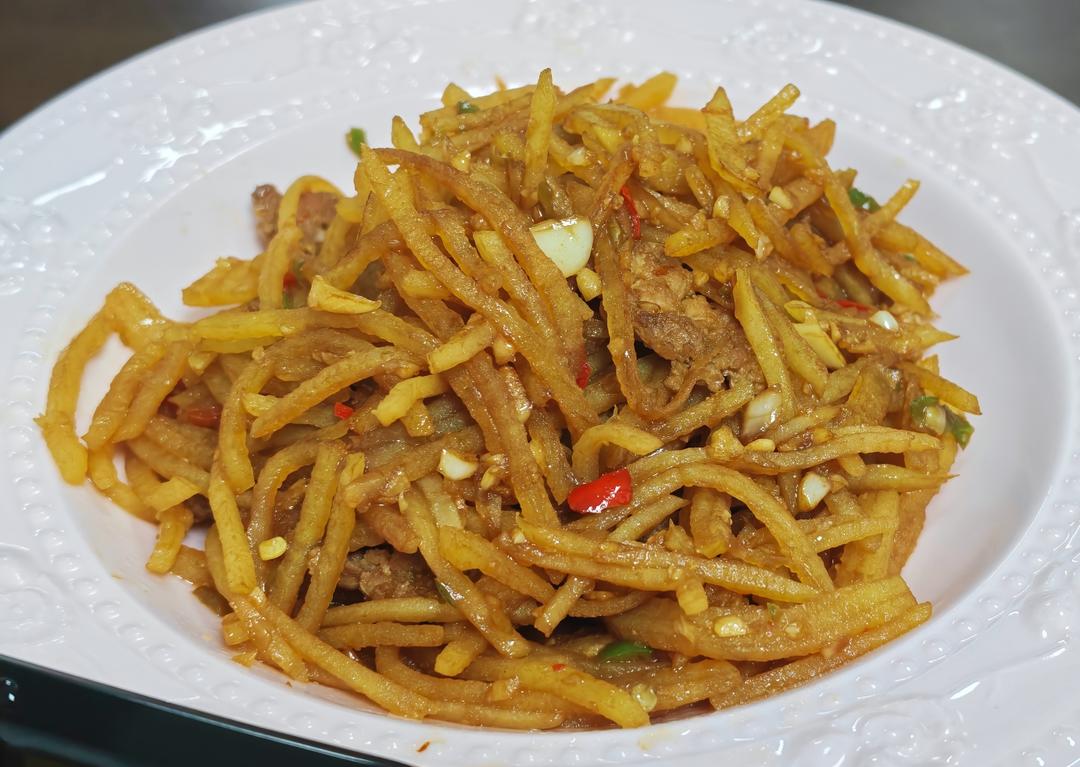 酸辣土豆肉丝——绝对最好吃！