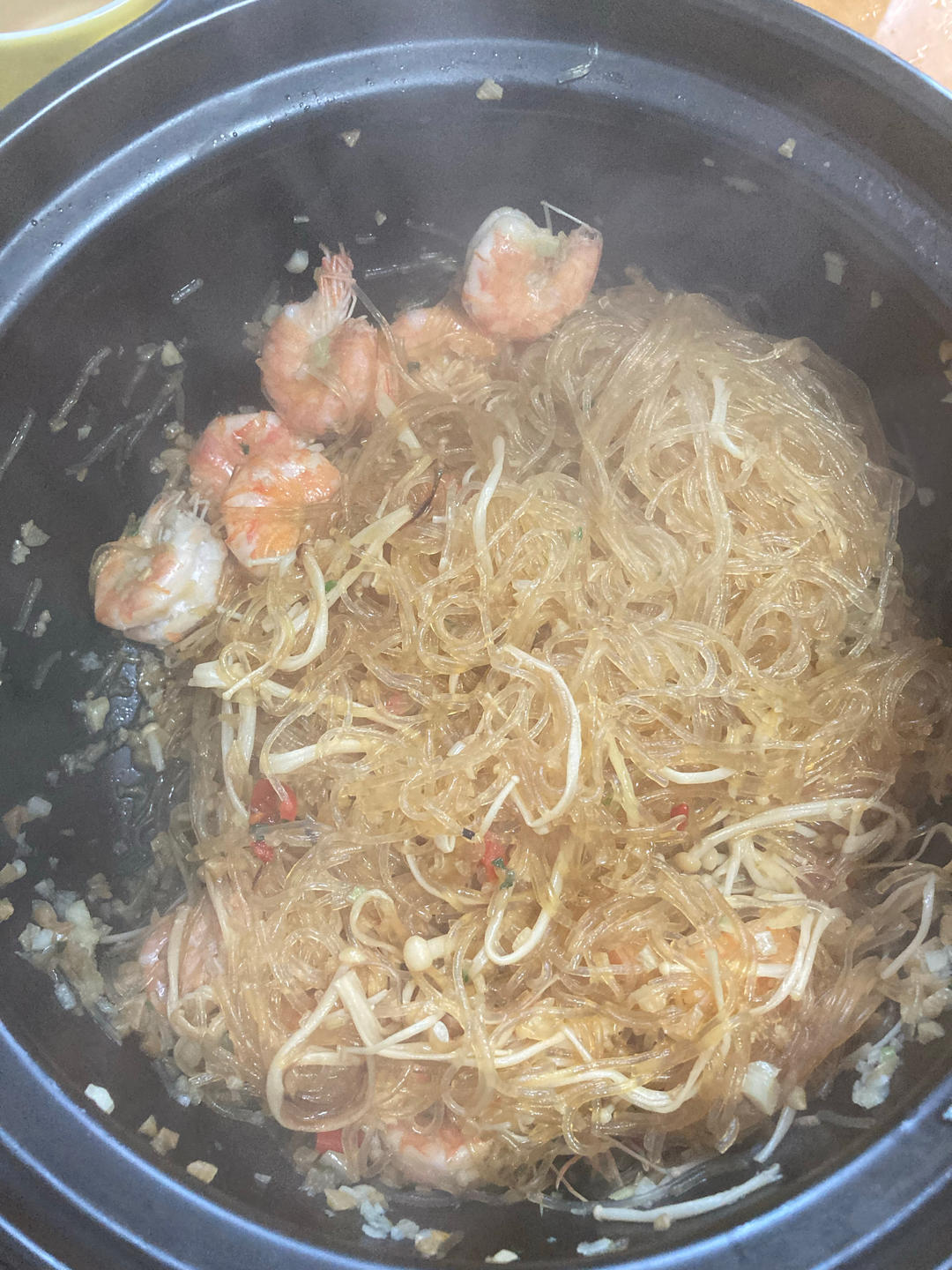 蒜蓉粉丝虾煲