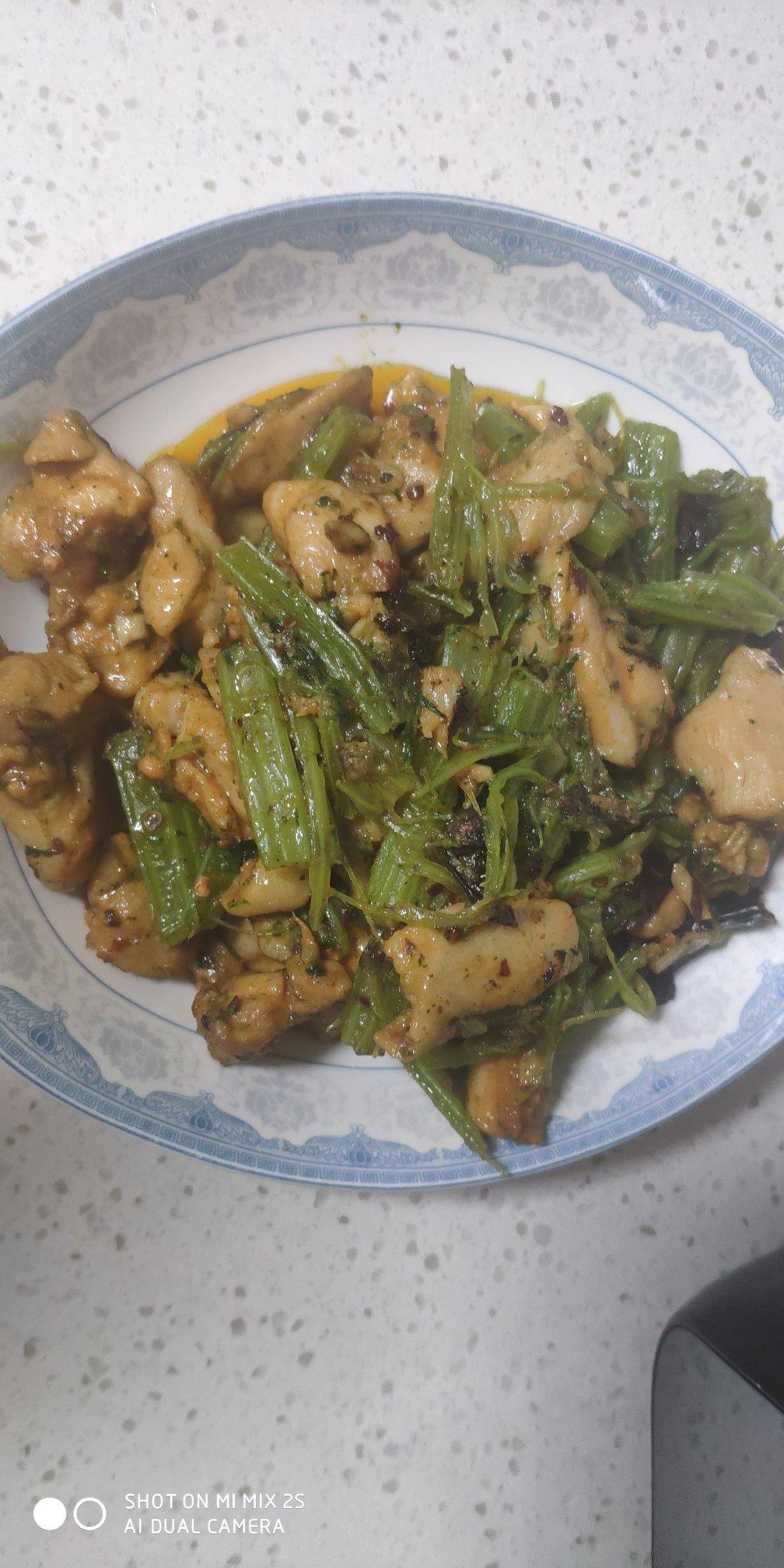 孜然芹菜辣鸡