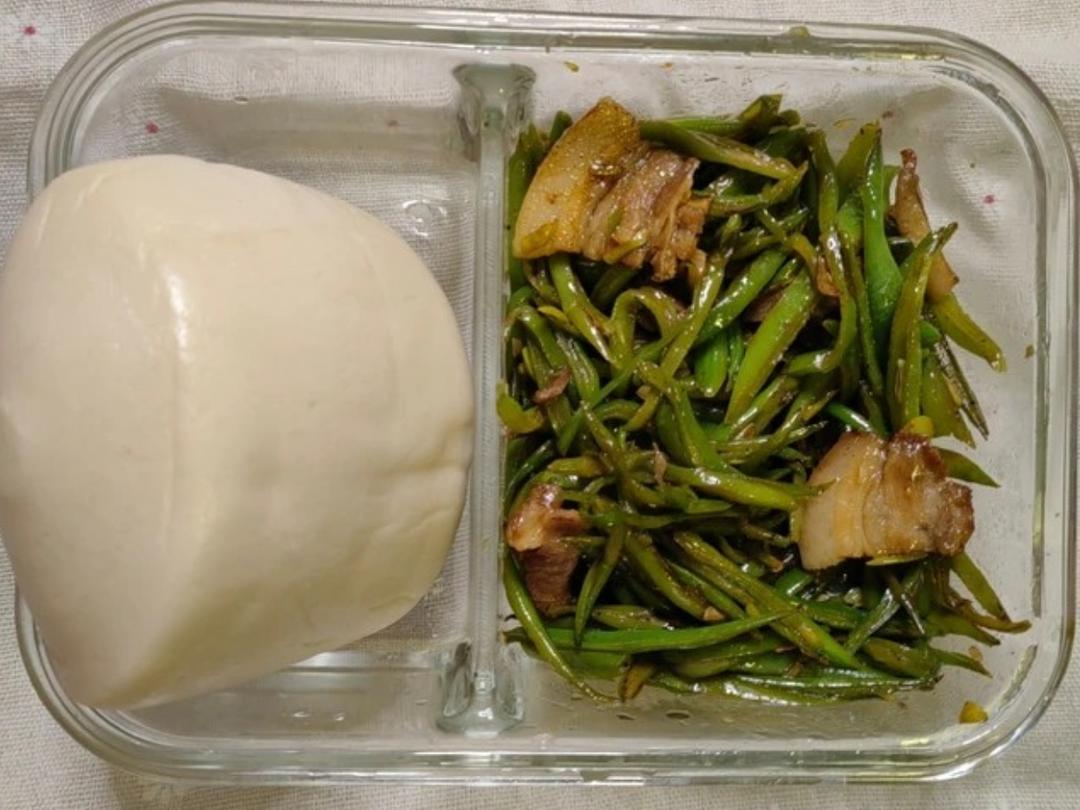 炒肉就得嫩—豆角炒肉（四季豆）