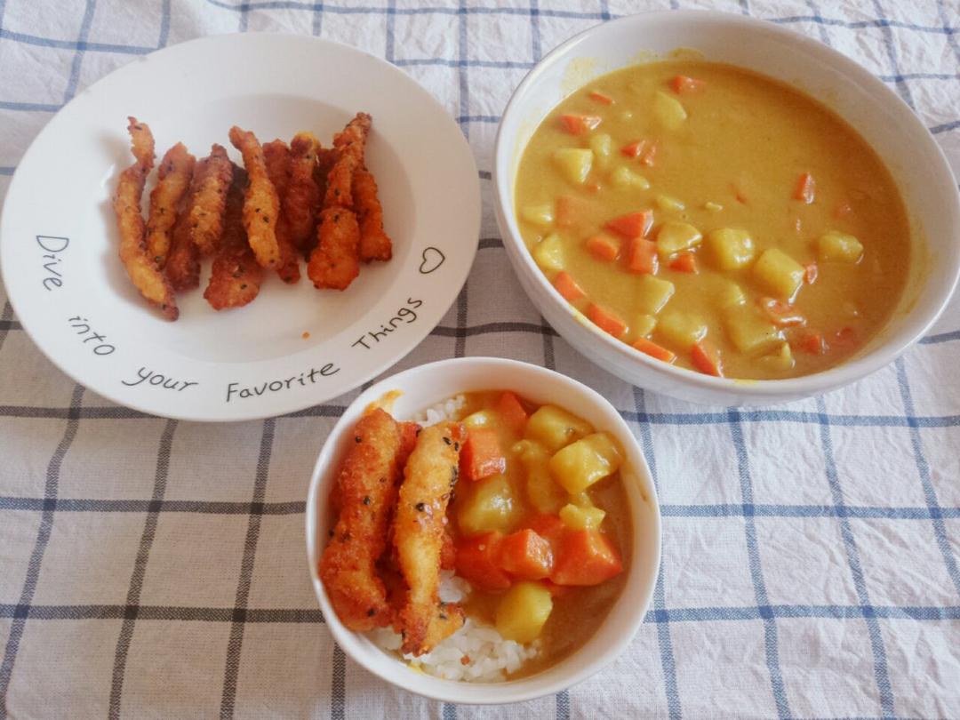 炸鸡排咖喱饭