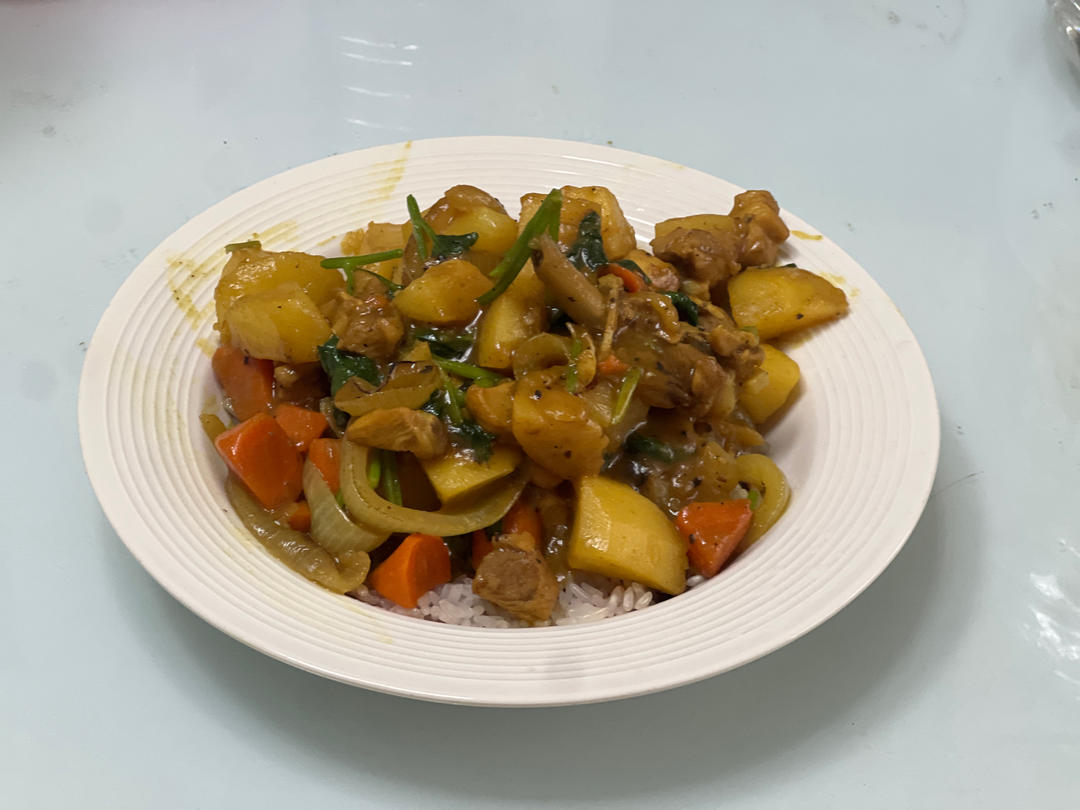 【厨房小白友好】土豆咖喱牛肉（可以配意面）