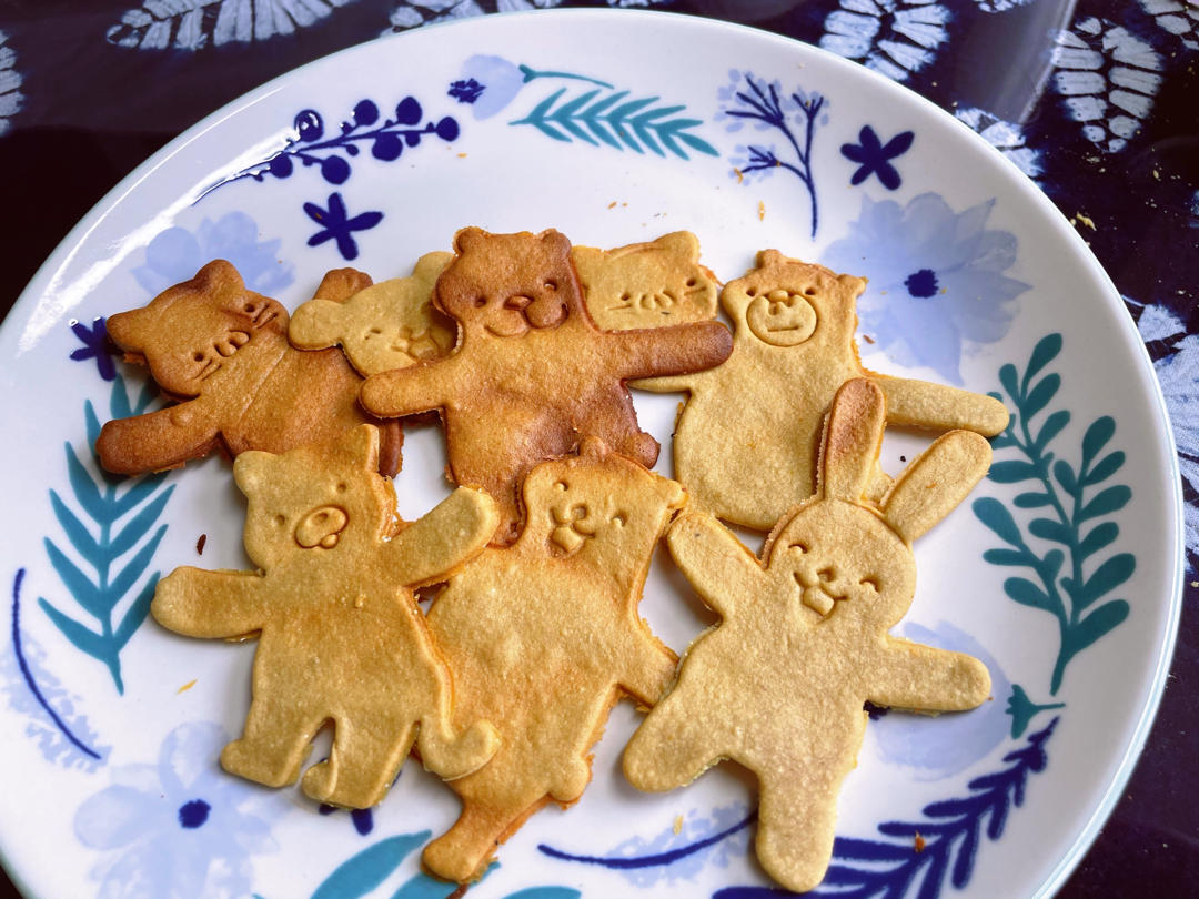 【蛋黄小饼干】微波炉饼干  蛋黄奶酪小饼干——我是双皮奶的副产物