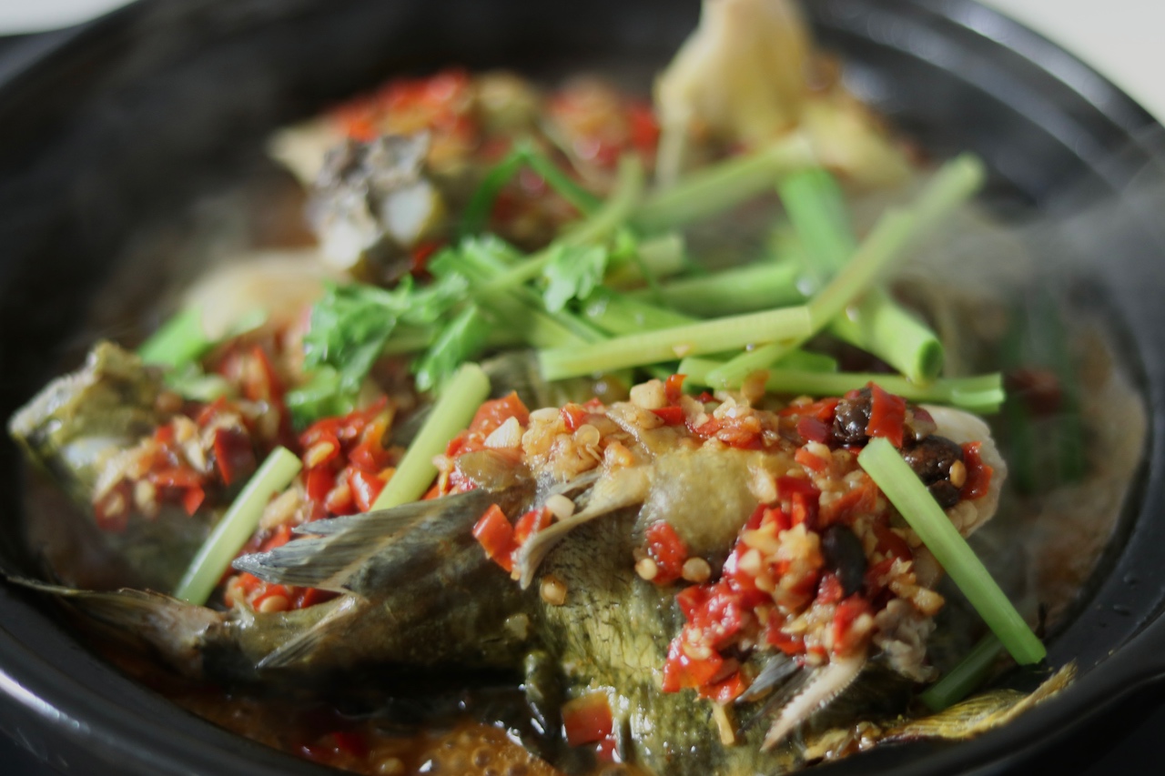一锅成菜  剁椒焗昂刺鱼的做法