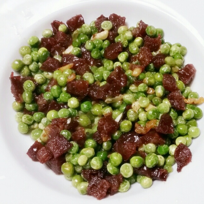 青豆炒腊肠