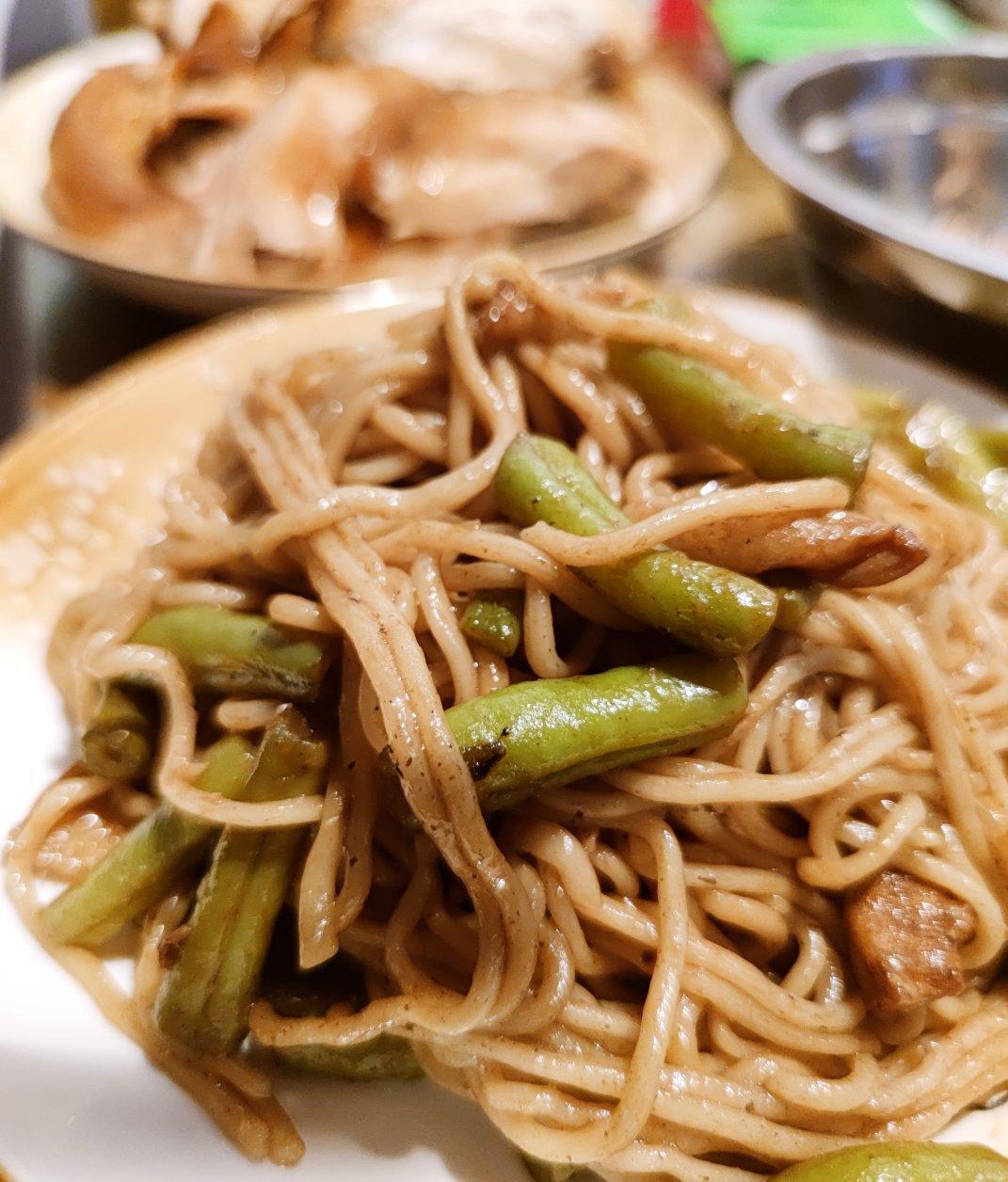 芸豆焖面（附万能的腌肉不老的办法）