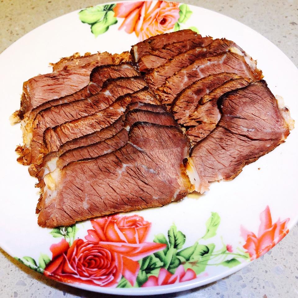 都称赞的卤牛肉制作方法