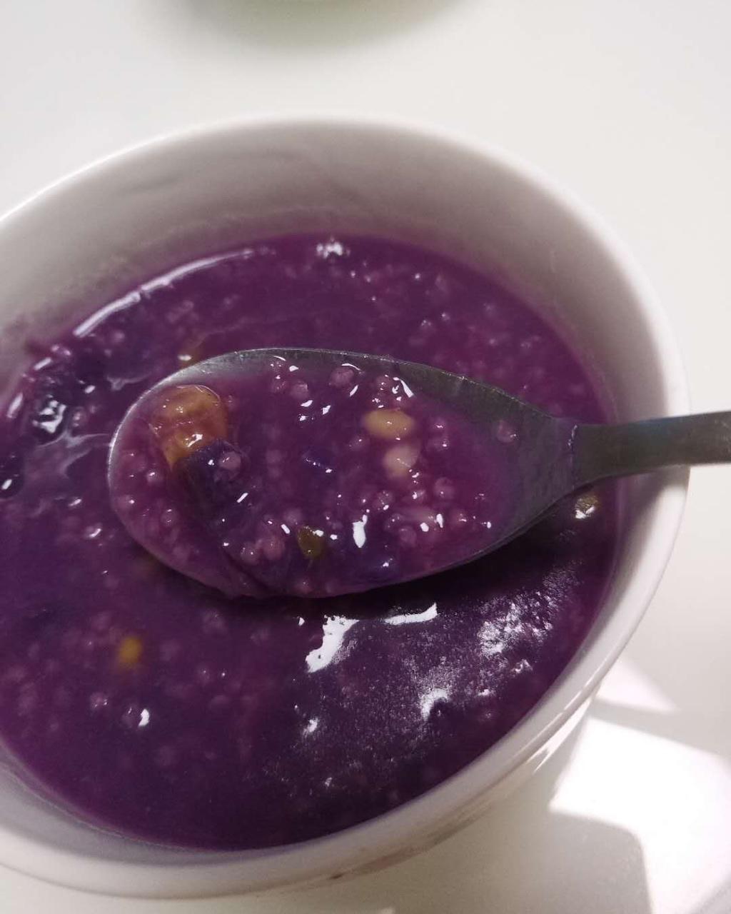 与你情浓做的紫薯粥