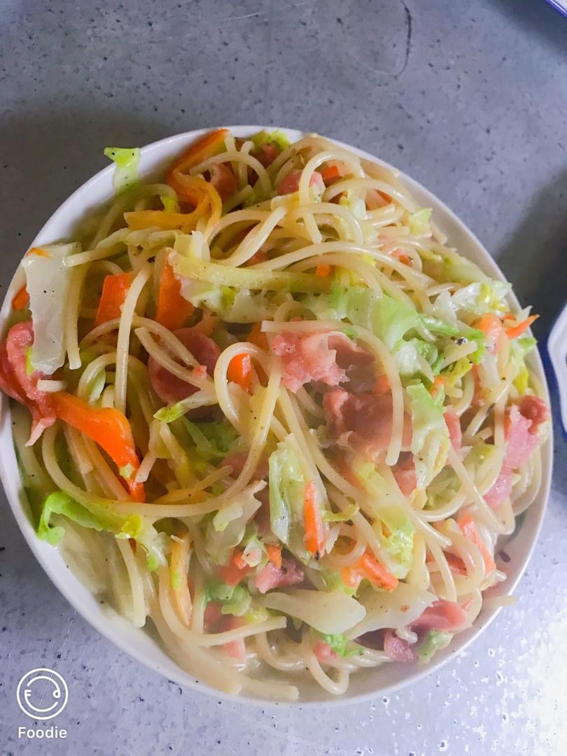 #有啥吃啥# 奶香意大利面