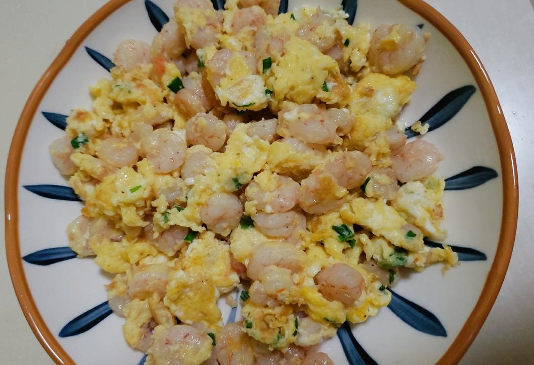 鲜香嫩滑的 虾仁滑蛋