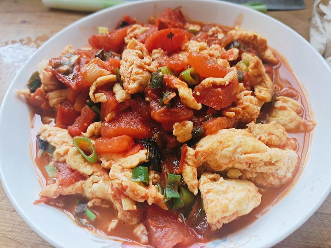 番茄炒鸡蛋（超浓的番茄味）