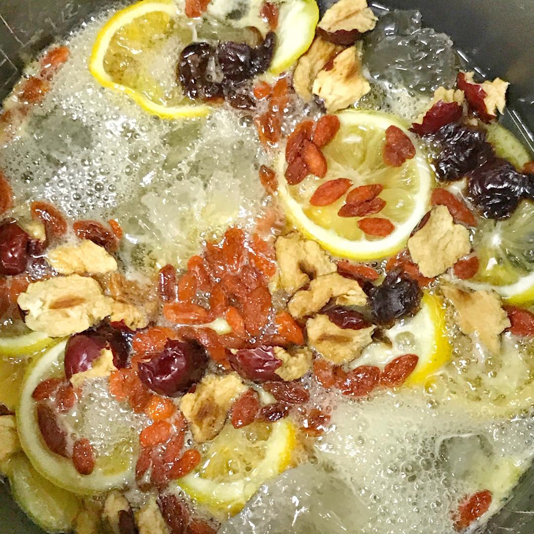 冰糖炖柠檬（电饭煲版）