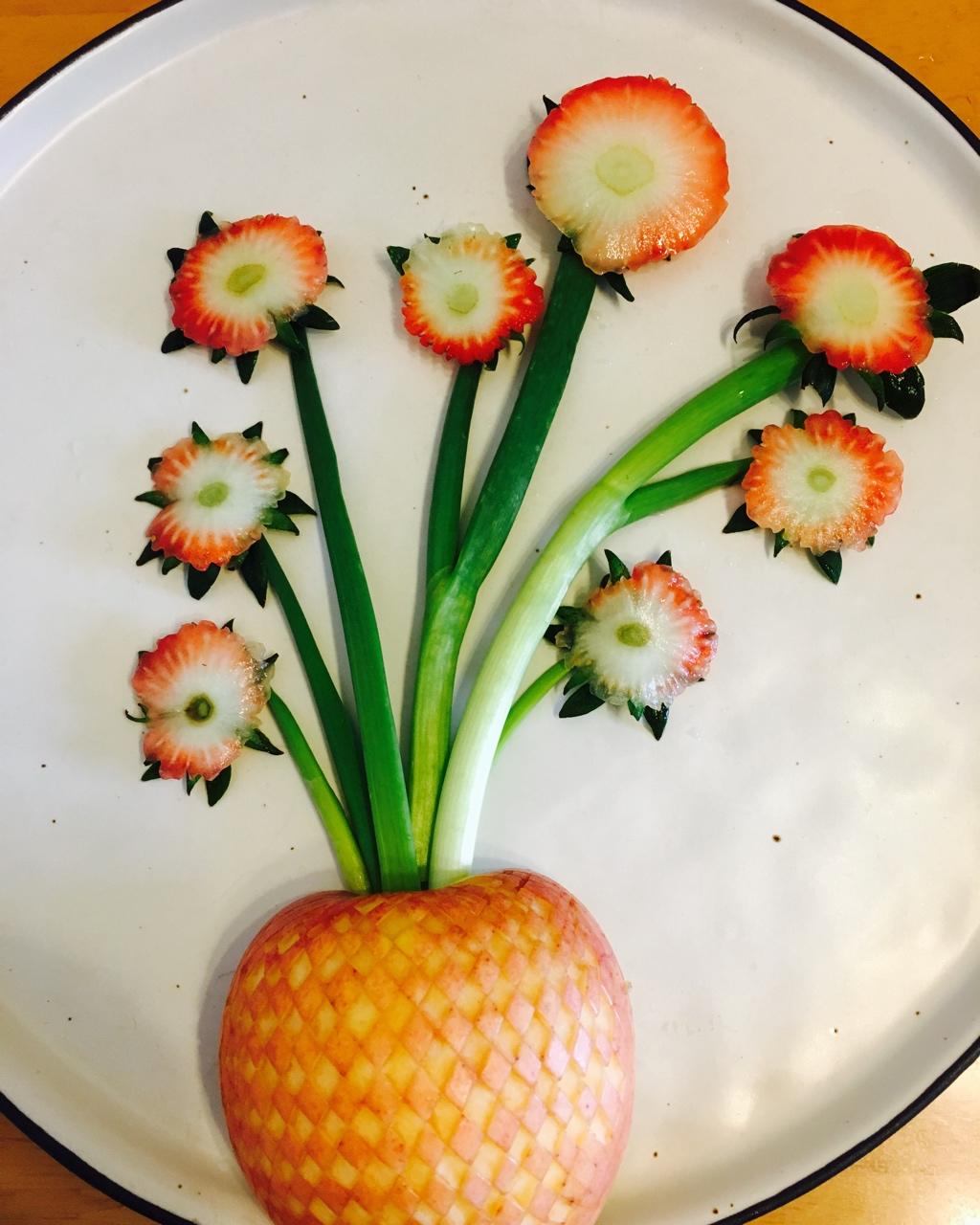 草莓 蒂 花 葱花 苹果雕刻 花瓶