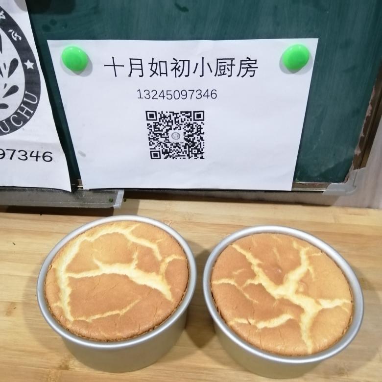 5个蛋2个6寸戚风蛋糕的做法