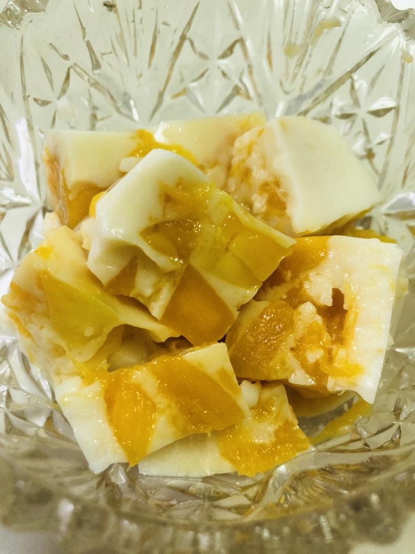 牛奶芒果布丁（吉利丁片）