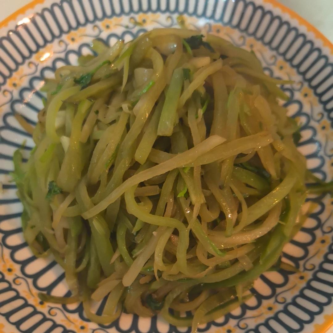素烧萝卜丝