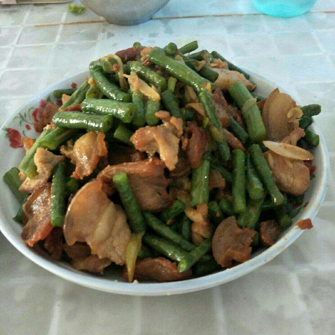 干煸豆角炒肉