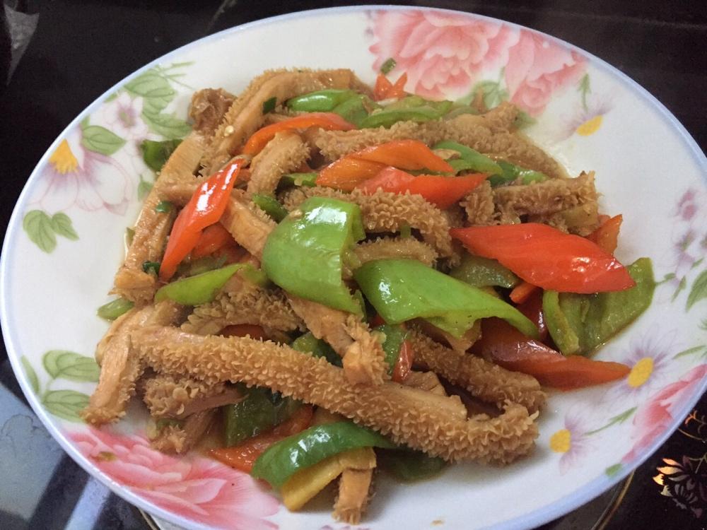 双椒炒牛肚丝