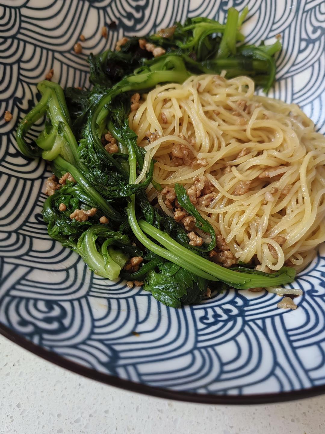 肉沫茼蒿