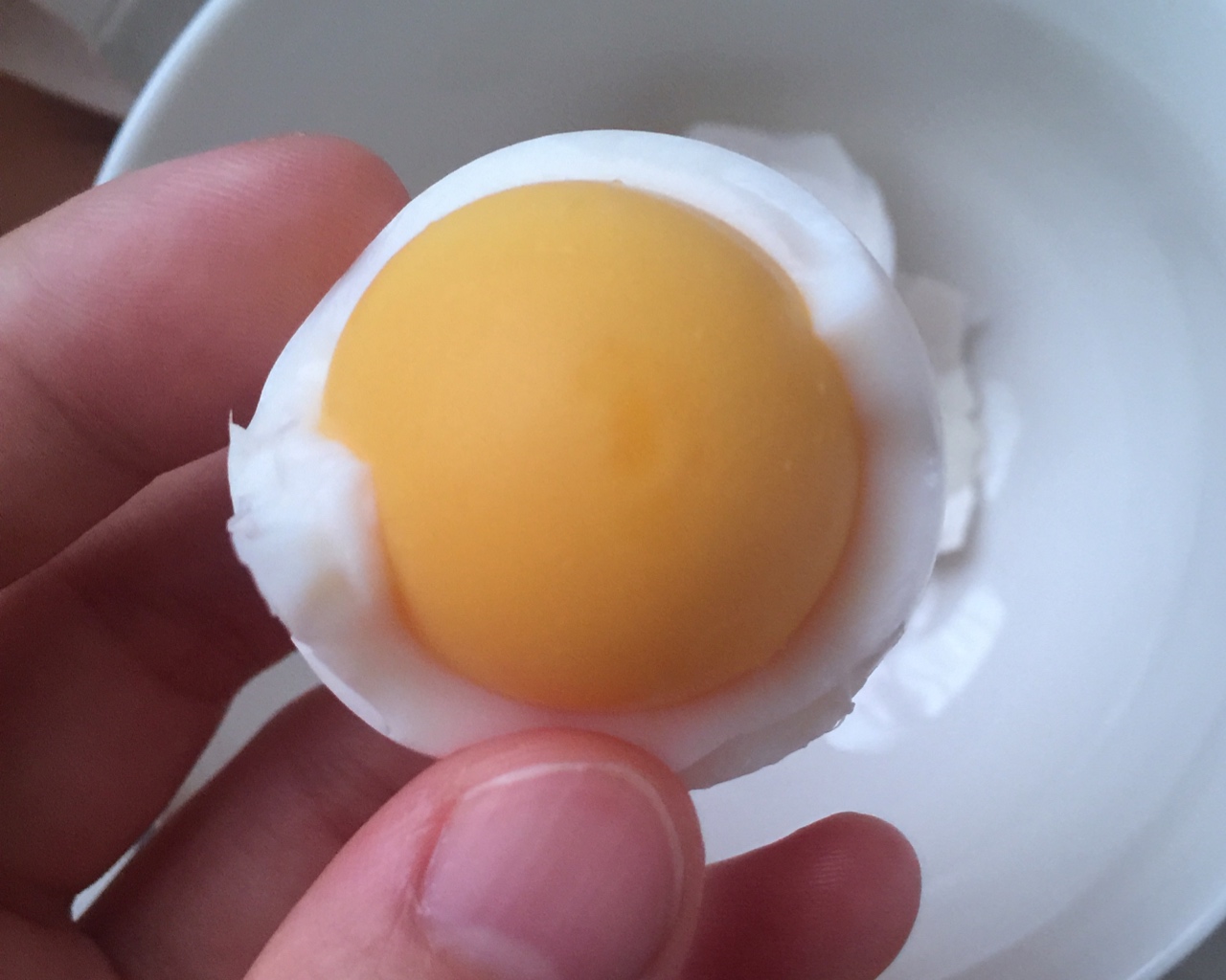 煮鸡蛋（黄金蛋黄不发绿）的做法
