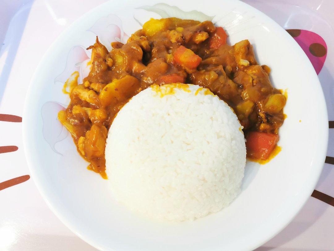 咖喱鸡肉饭
