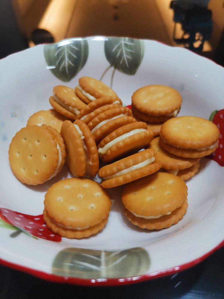 冬季必备小零食❗️纽扣牛扎饼干❗️