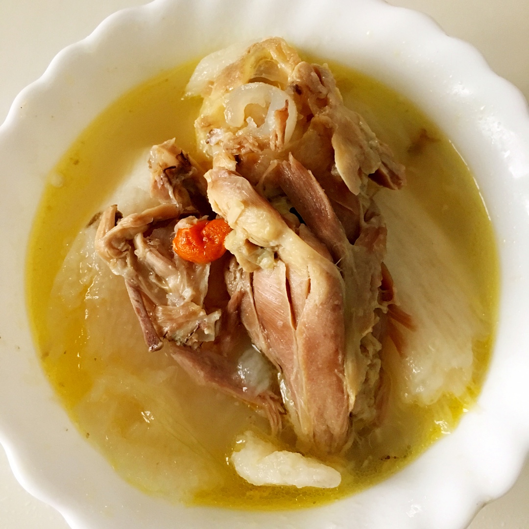 山药炖鸡汤