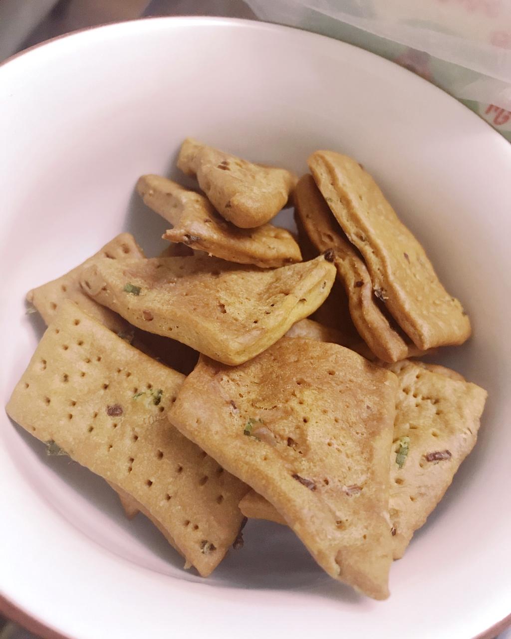 无糖葱香梳打饼干