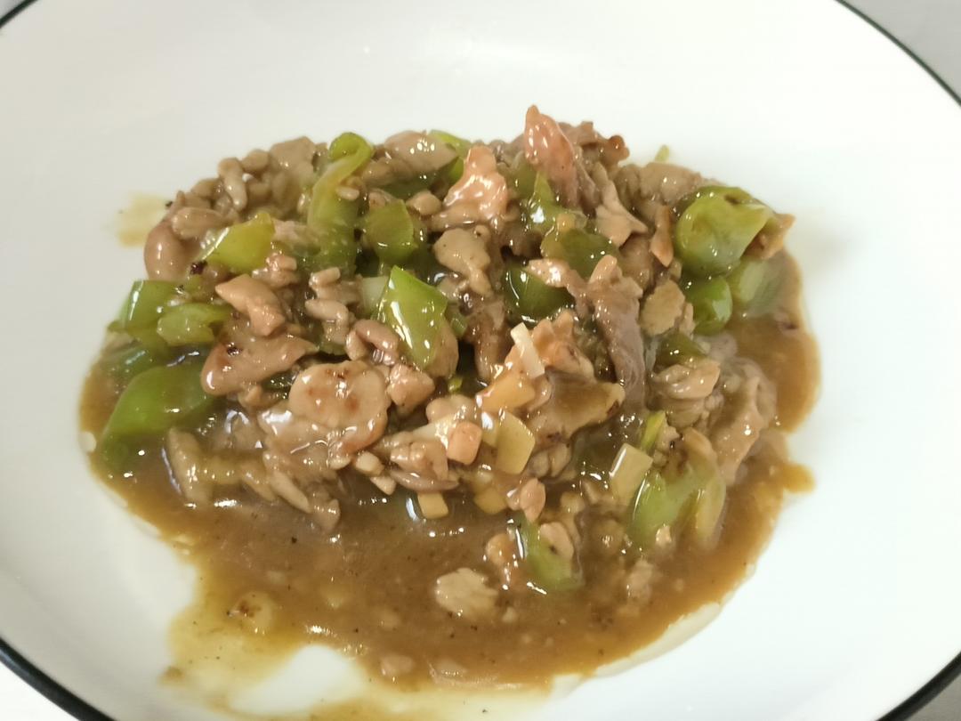 ‼️好吃到舔盘的青椒肉丝盖浇饭