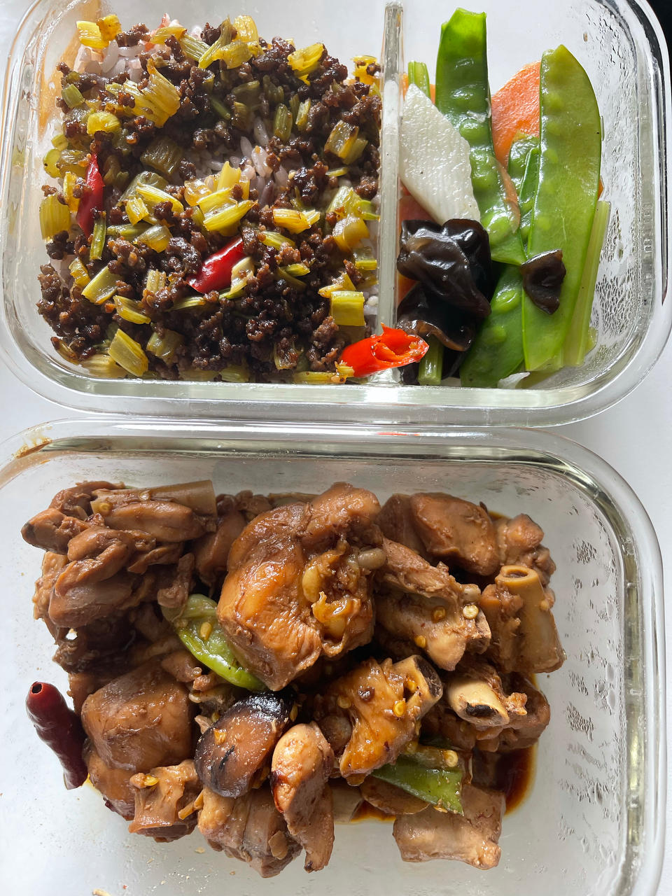 米饭杀手｜芹菜粒炒牛肉末