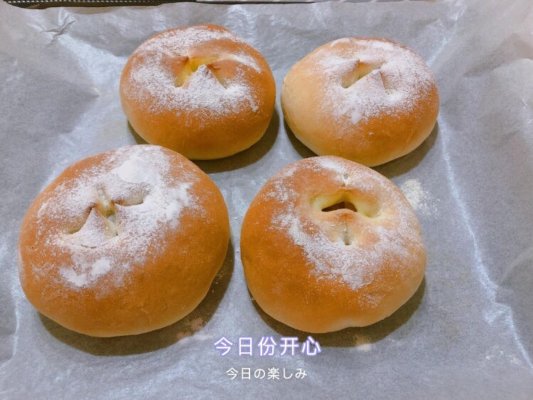 爆浆芝士培根餐包