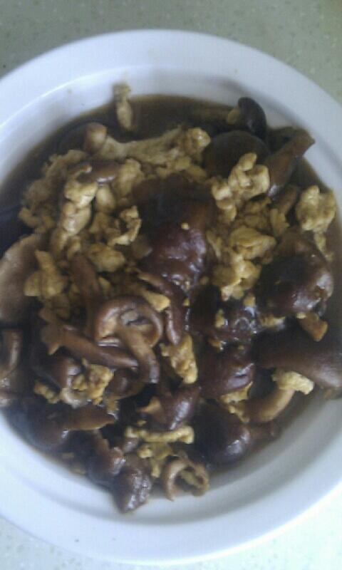 香菇炒鸡蛋