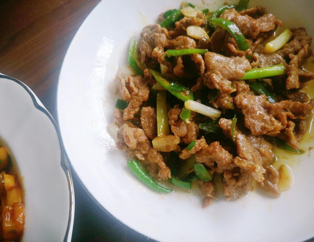 【小高姐】青椒牛肉 如何炒出嫩滑的牛肉