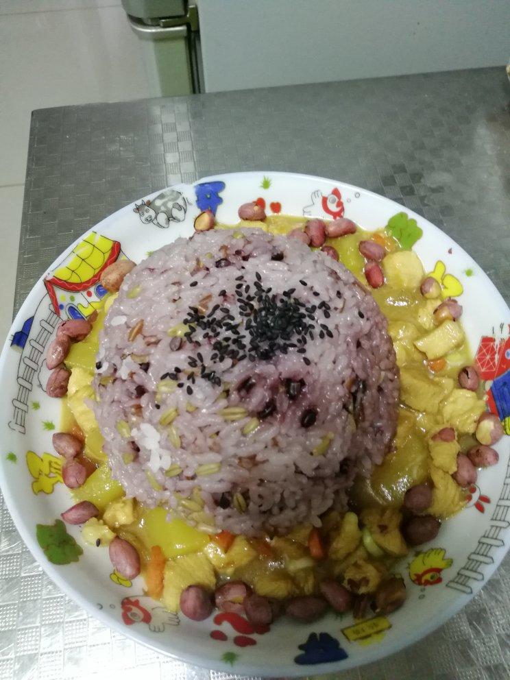 鸡肉盖浇饭
