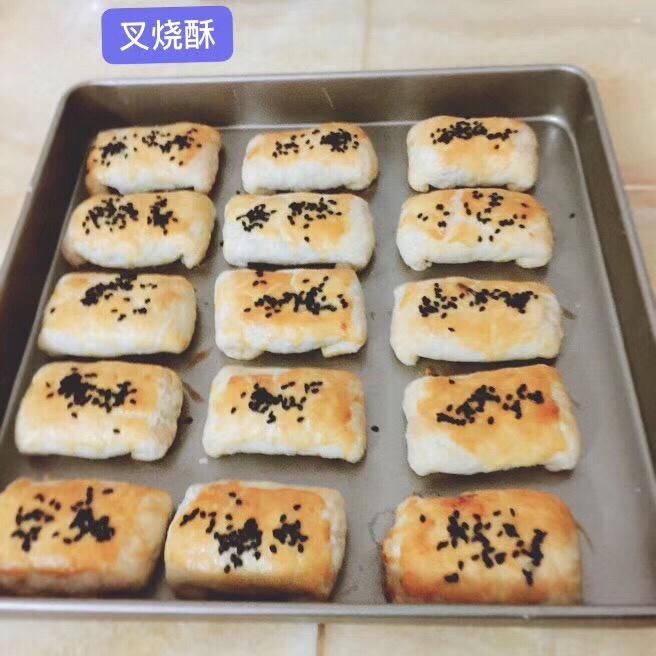 叉烧酥，内有极简叉烧肉馅料做法