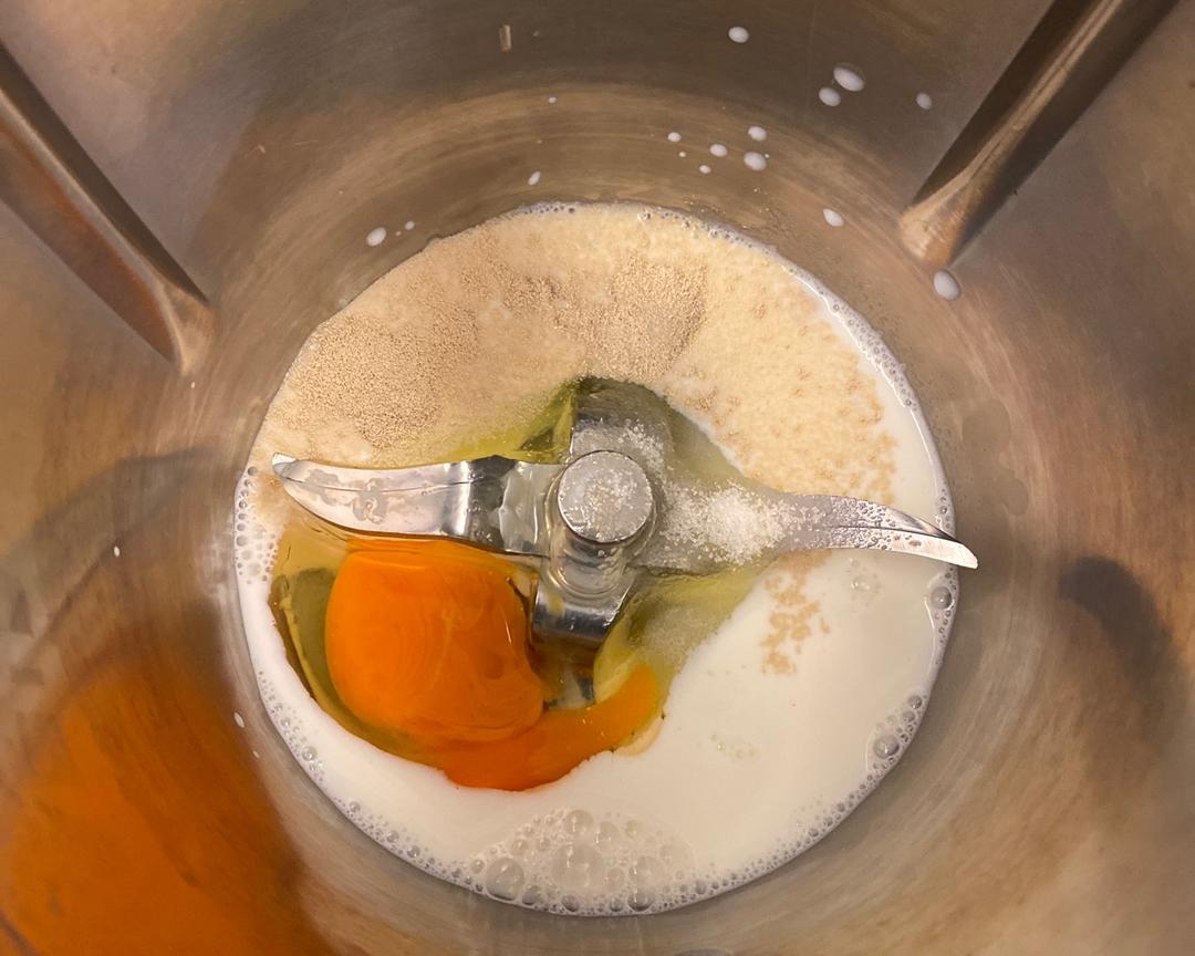 纯奶手撕吐司的做法 步骤1