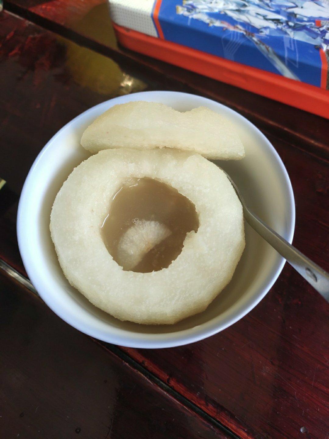 川贝冰糖炖雪梨