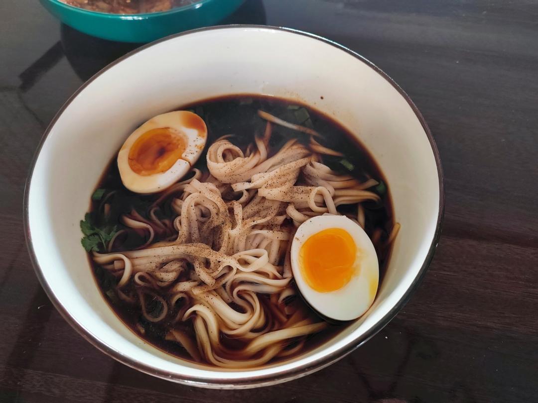 一碗让我念念不忘的阳春面🍜