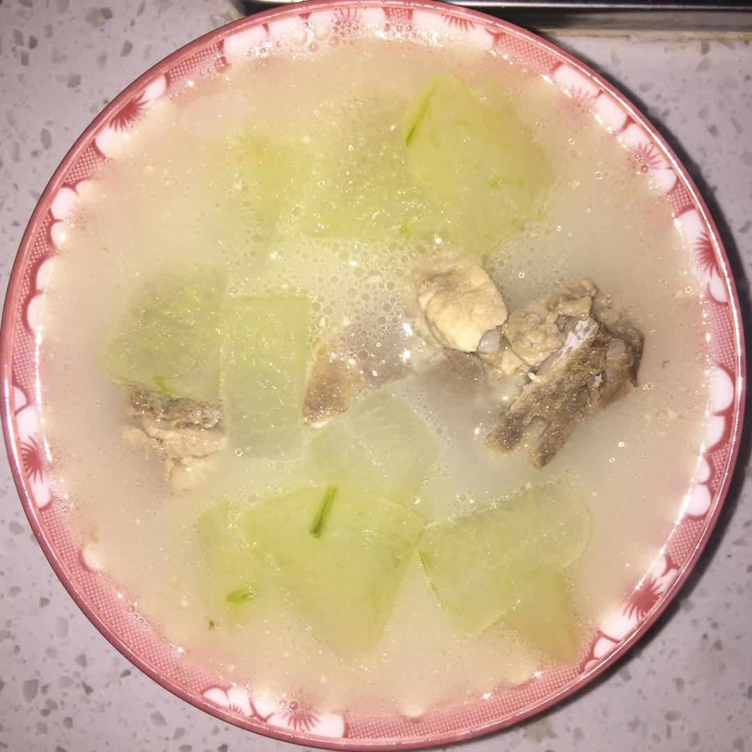 6982_vkjf做的大骨冬瓜湯