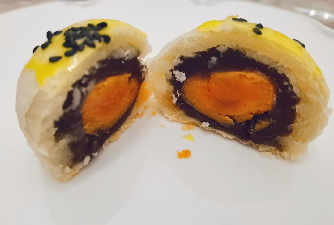 蛋黄酥~紫薯、抹茶、原味~花好月圆，中秋快乐~内附一次做六色蛋黄酥方法~