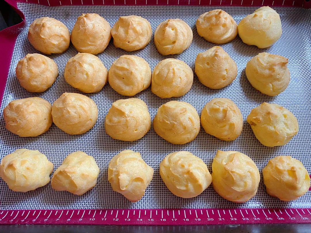 简单易成功的奶油小泡芙做法