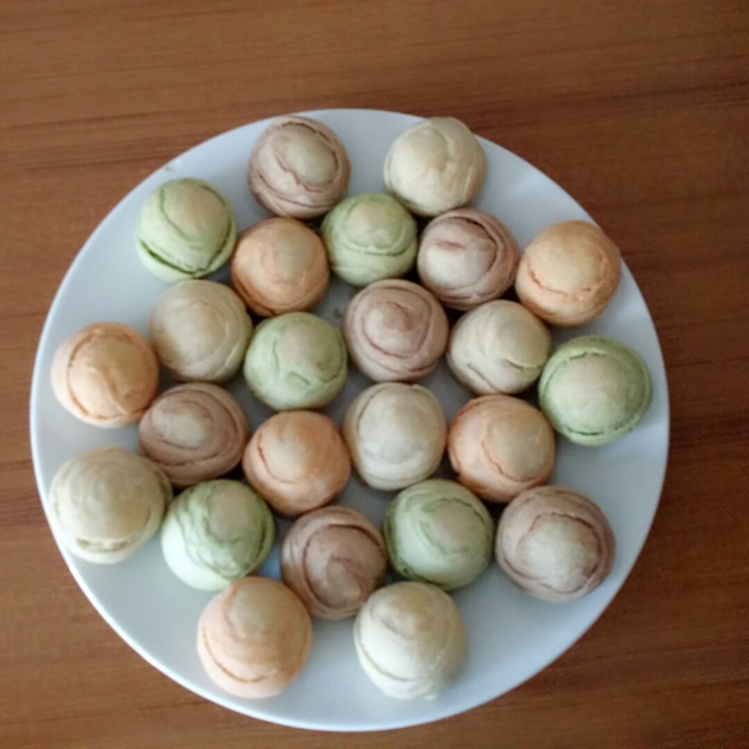 蛋黄酥~紫薯、抹茶、原味~花好月圆，中秋快乐~内附一次做六色蛋黄酥方法~