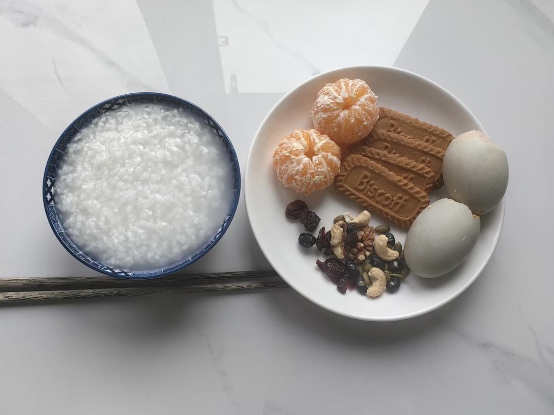 空巢快手餐，主打 不糊弄也不麻烦