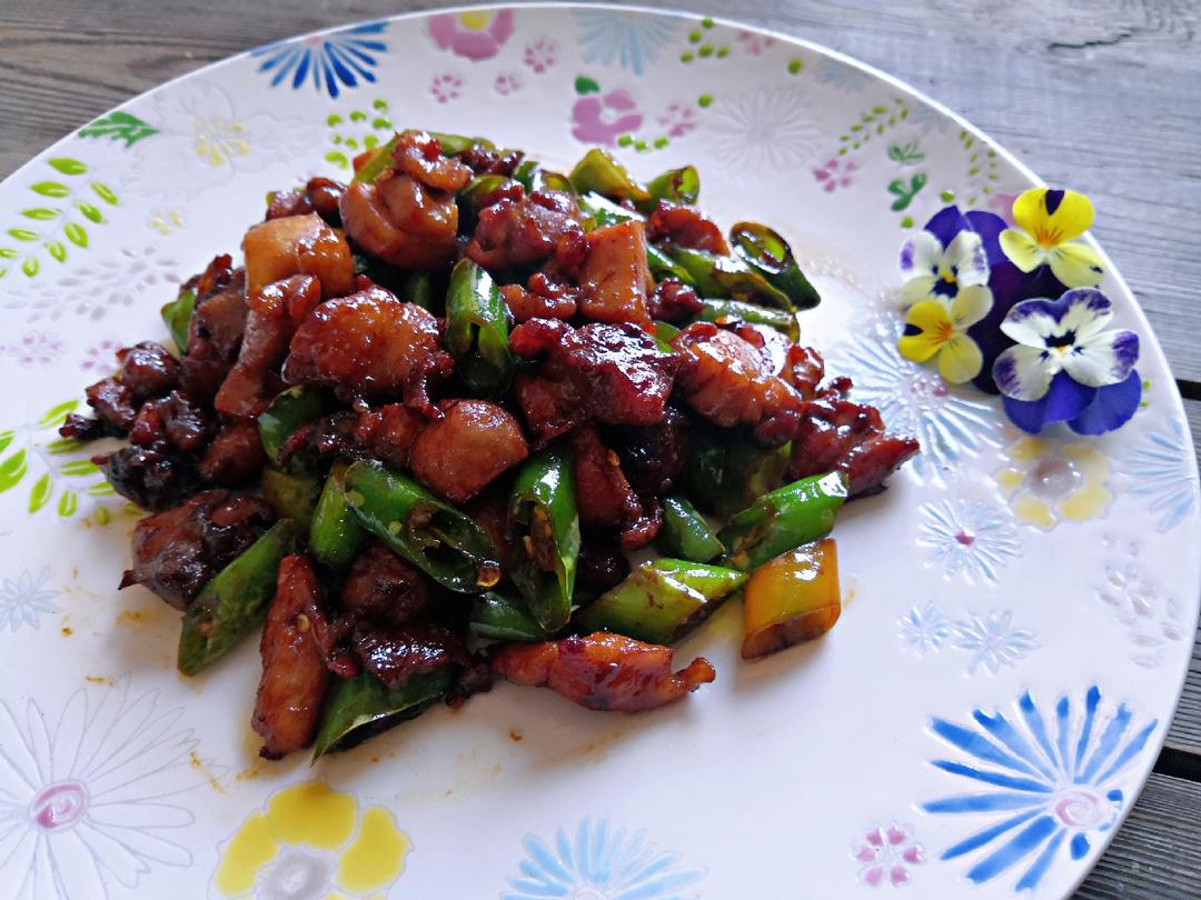 青椒版辣子鸡丁（不能吃辣的小伙伴请酌情点开）