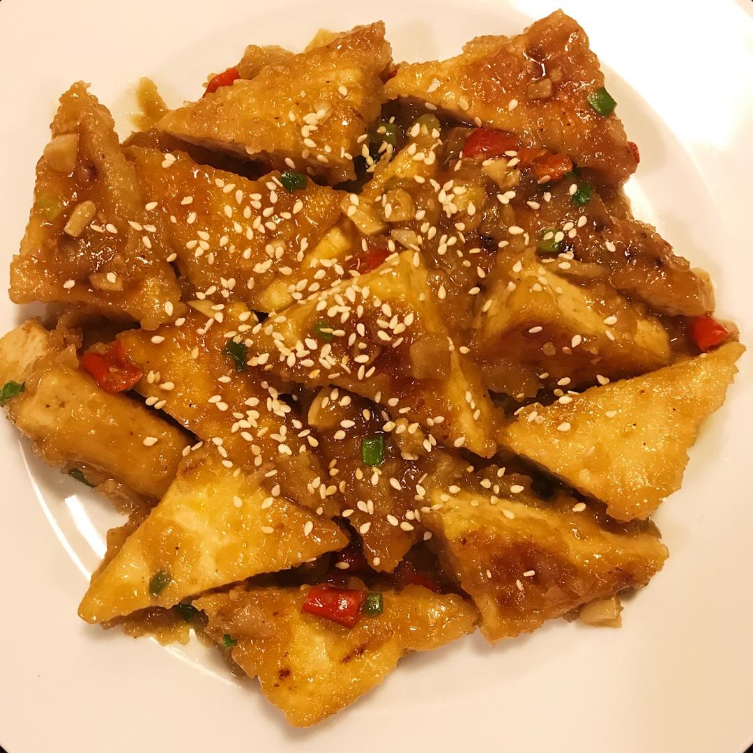 外酥里嫩的煎豆腐