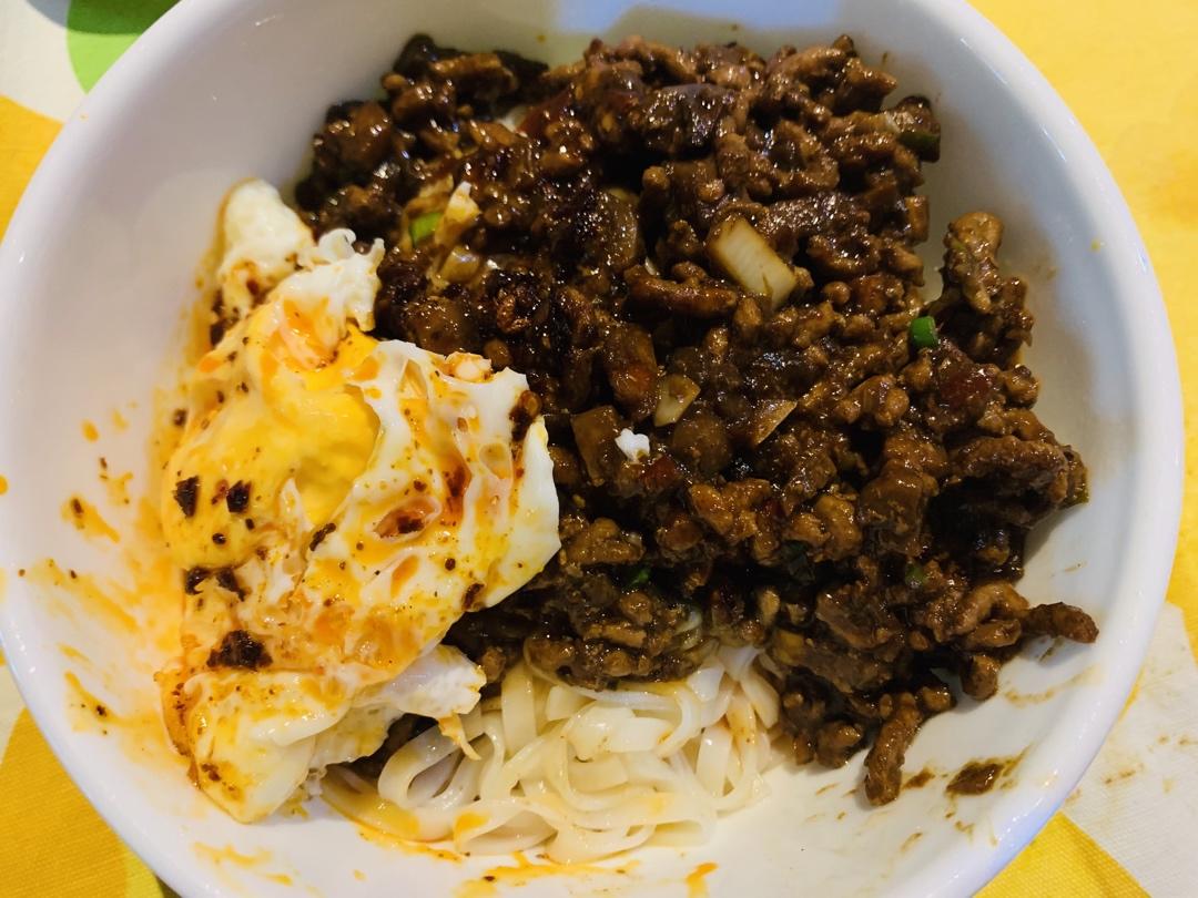 炸酱面