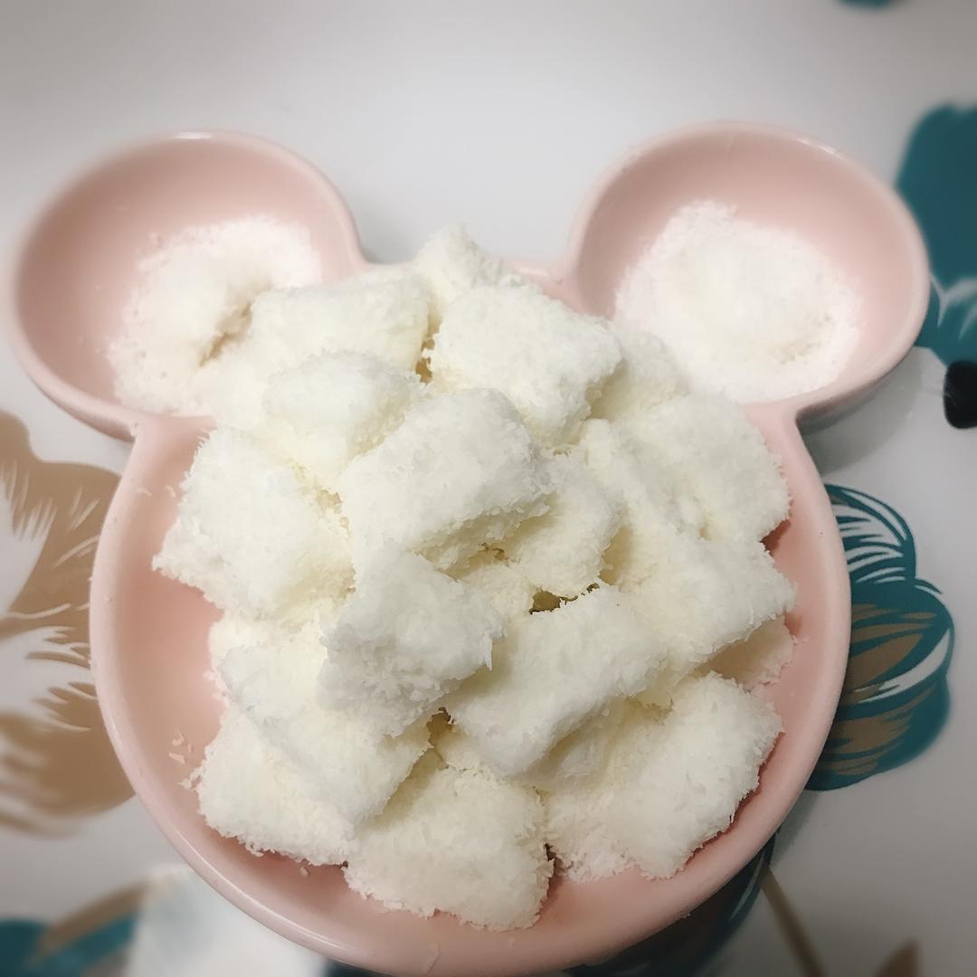 椰蓉牛奶小方